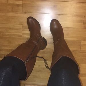 NEVER WORN brown leather boots
