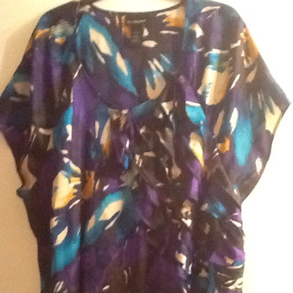 Gorgeous floral multi co blouse Lane Bryant 26/28