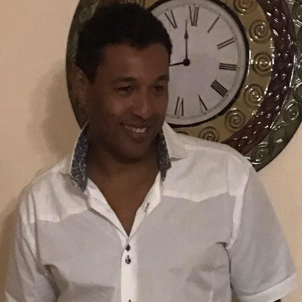 Meet your Posher, Clifford