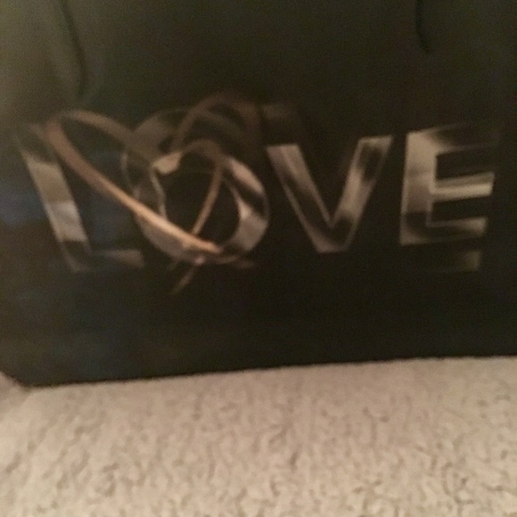 NWT BAG!Victoria's Secret Tote bag with hologram effect! Price REDUCTION - Picture 2 of 4