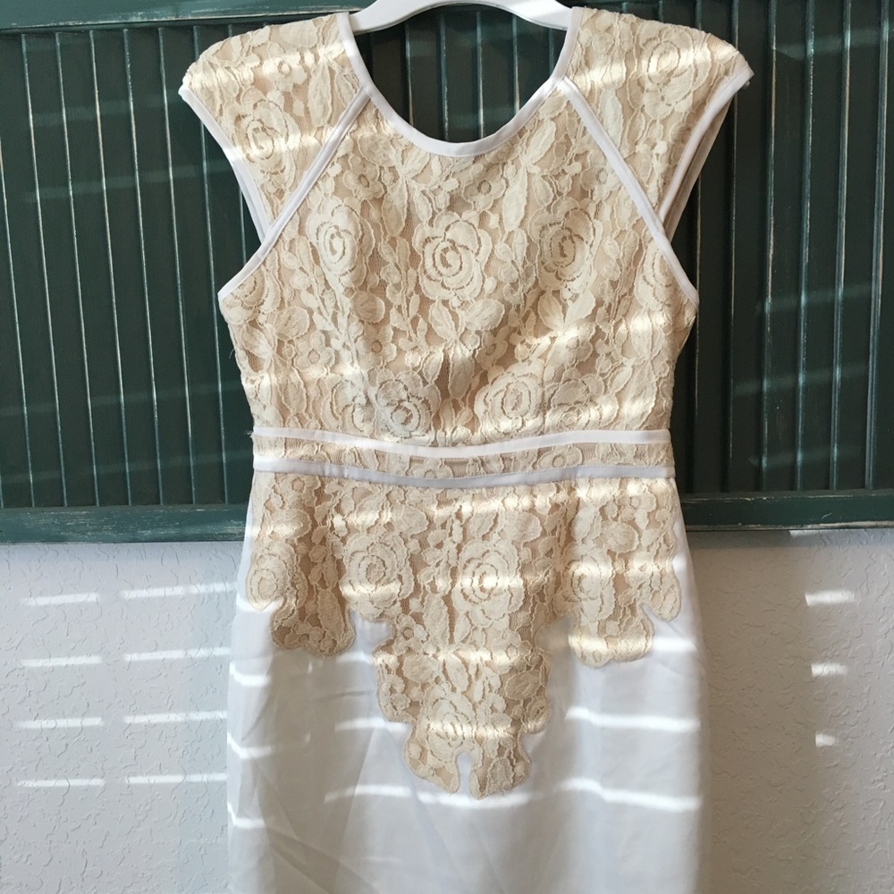 Silk and lacy cocktail dress with keyhole back