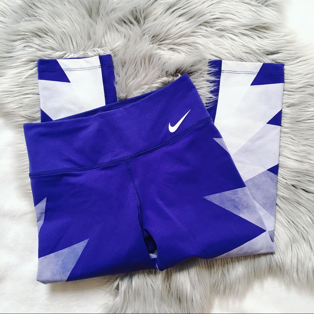 Nike Legendary Tight Waterglass Printed Legging - Picture 3 of 8