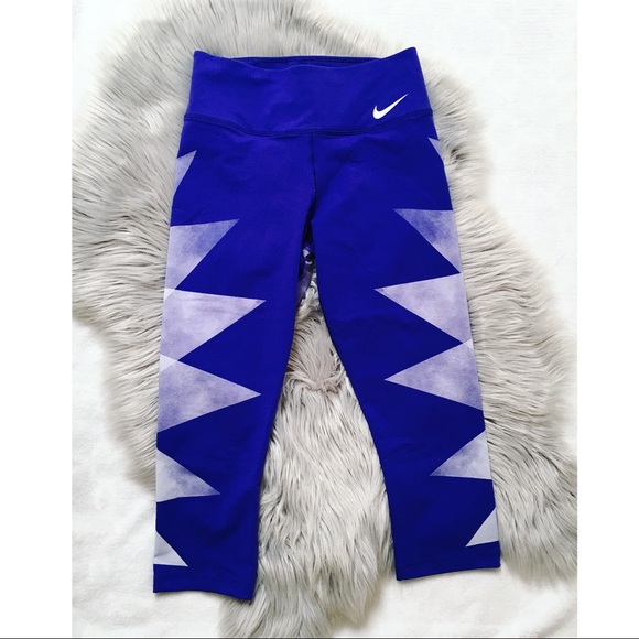 Nike Legendary Tight Waterglass Printed Legging - Picture 4 of 8