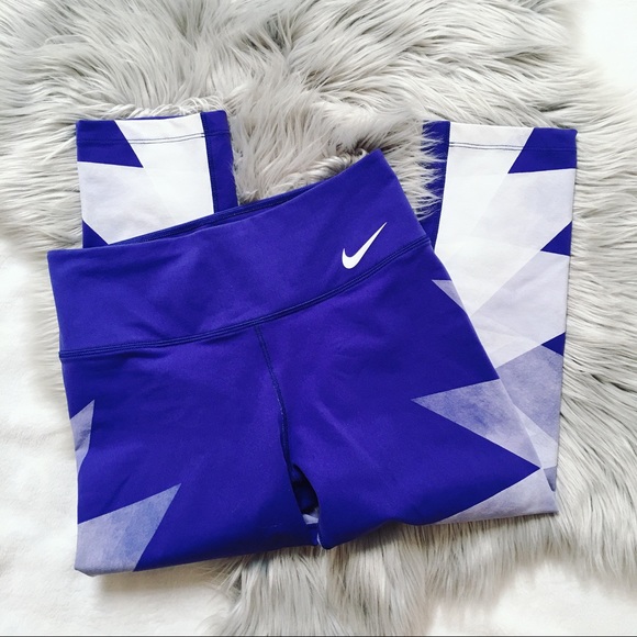 Nike Legendary Tight Waterglass Printed Legging - Picture 3 of 8