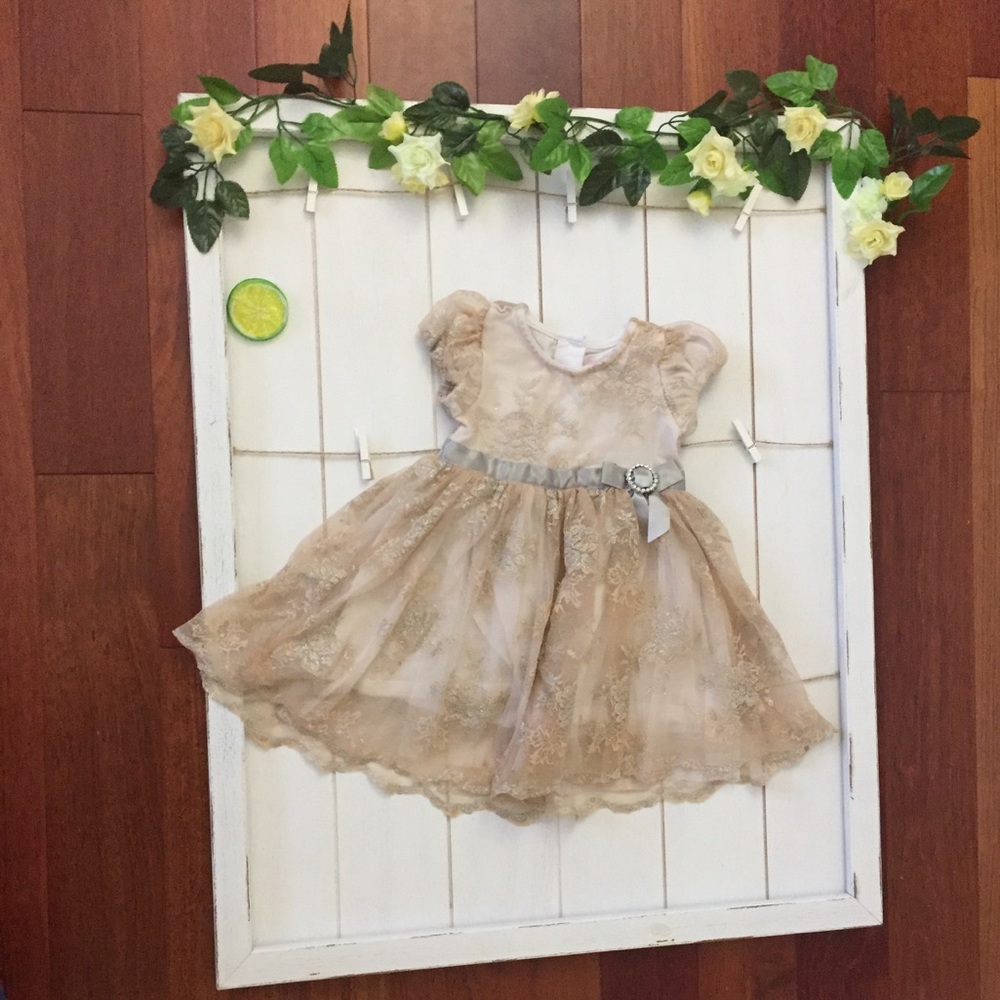 Beautiful Gold Dress - NWOT