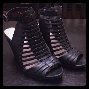 Vince Camuto Sandals