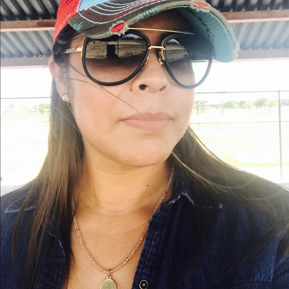 Meet your Posher, Silvia