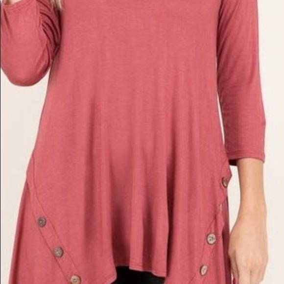 PLUS SIZES!! BUTTON TRIM TUNIC - Picture 4 of 4