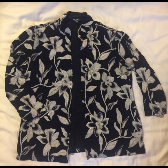 Onyx Nite black/cream 3/4 Sleeve jacket size small - Picture 2 of 4