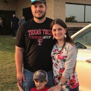 Meet your Posher, Victoria