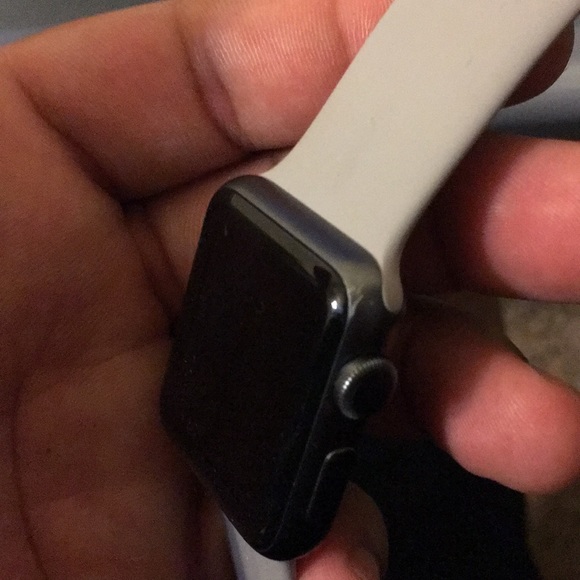 Series 1 38mm Apple Watch - Picture 3 of 3