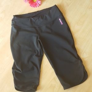 Reebok black to the knee workout pant