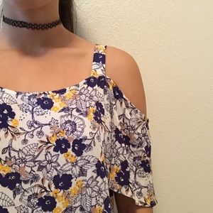 Floral cap sleeve blouse