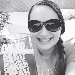 Meet your Posher, Regina