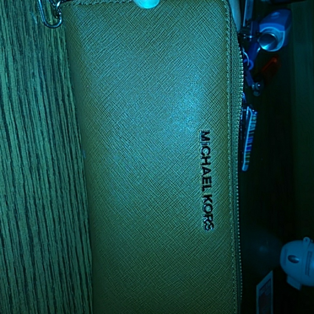 Michael Kors luggage phone wristlet