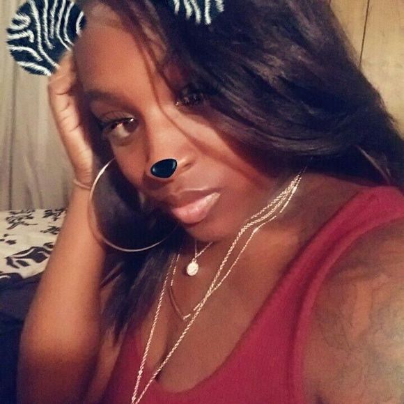 Meet your Posher, Sharisha - Picture 1 of 1