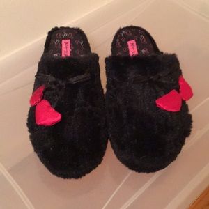 Betsey Johnson Slippers
