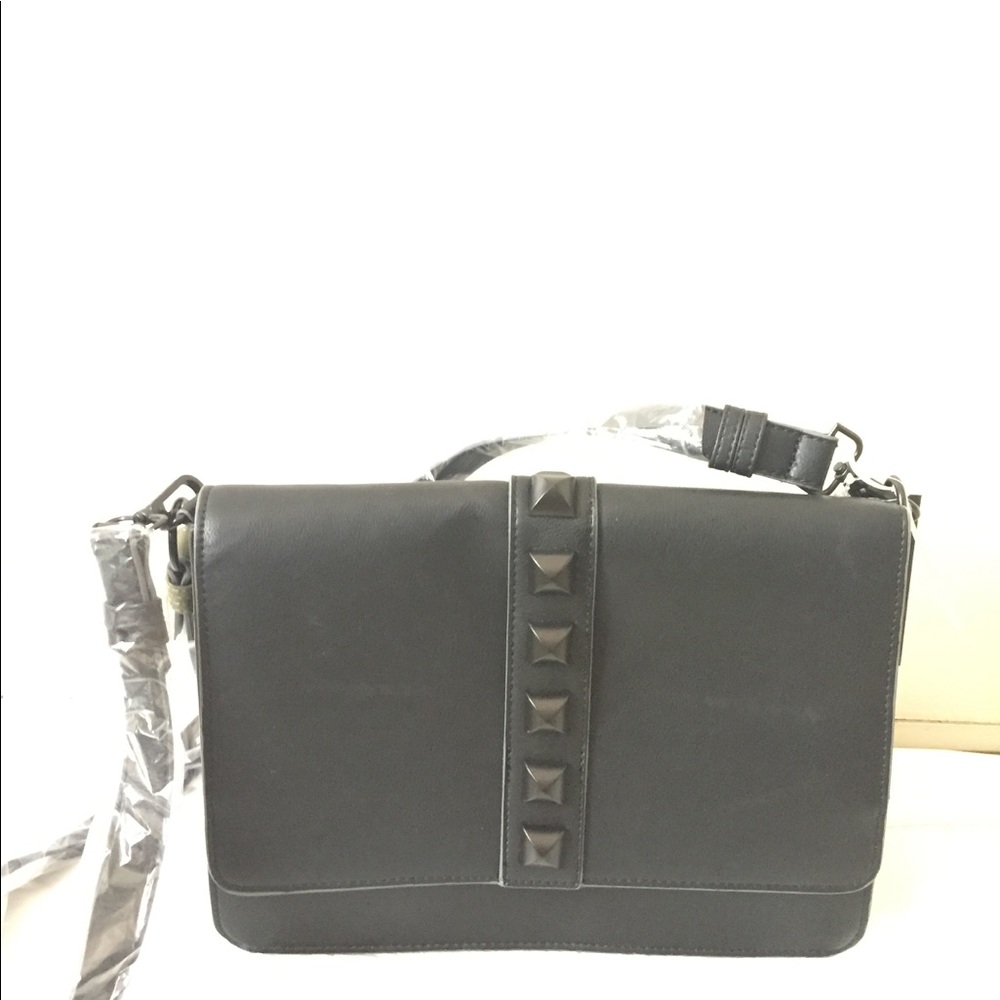 Steve Madden B-Kodi Messenger Shoulder Bag
