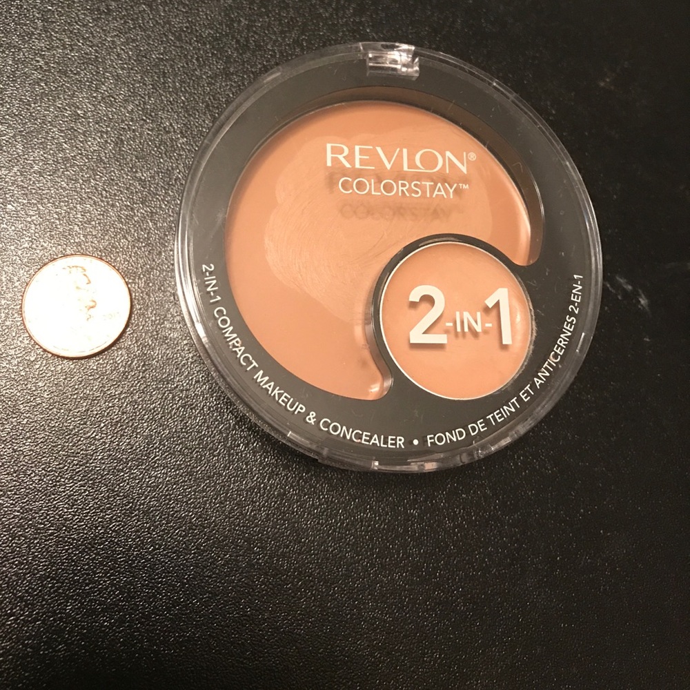 Revlon colorstay 2 in 1 (great for bundle)