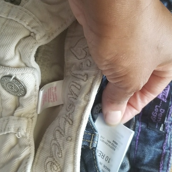 Justice cordoury - Picture 4 of 4