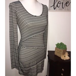 EUC striped long sleeve Max Studio dress