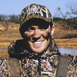 Meet your Posher, Logan