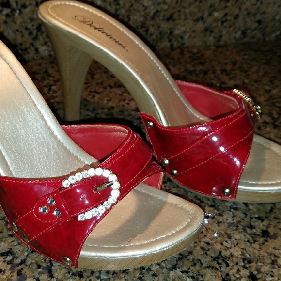 Shoes - PRICE DROP ⬇ Red Paton Slip on w/rhinestones