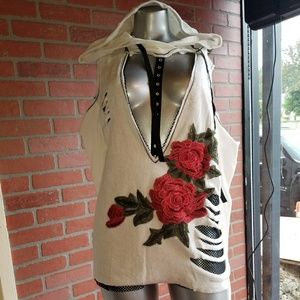 Cute rose sweater new!!!