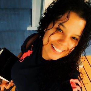 Meet your Posher, Jacqueline