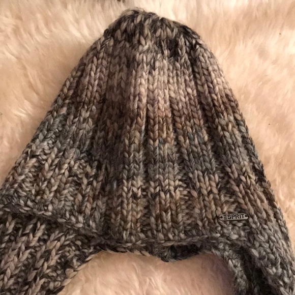 Esprit Gray Ski Hat - Picture 2 of 4