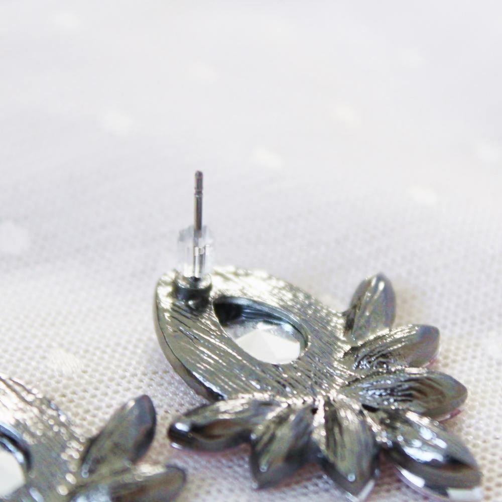 Pink Rhinestone Statement Stud Earring - Picture 4 of 7