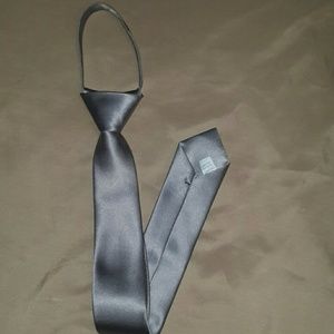 Men's necktie