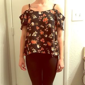 Floral off the shoulder Tank