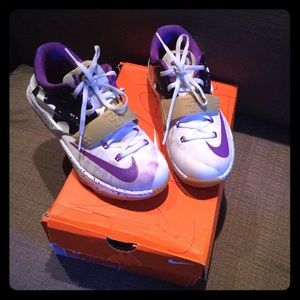Kids KD sneakers