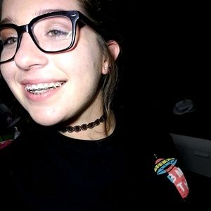 Meet your Posher, Makenzie