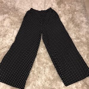 Black&White Polka Dot Pants from Zara. Stretchy.