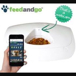 Feed and go - never worry about your pet again!