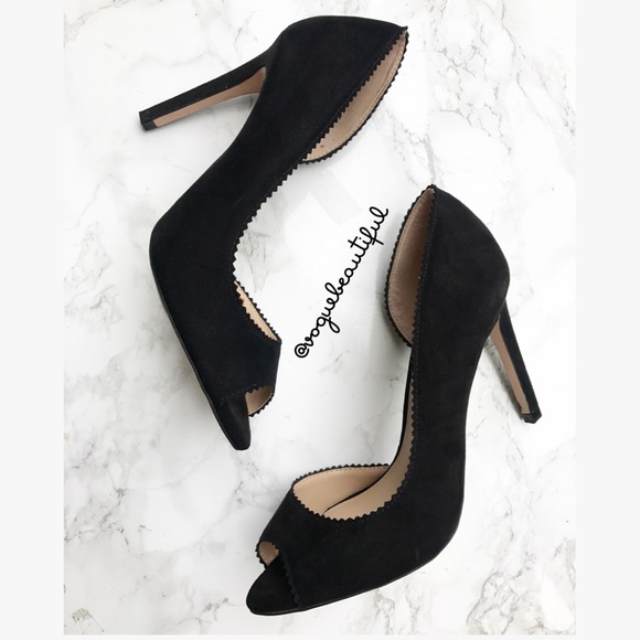 Zara Shoes - Zara Scallop Trim Peep Toe Heels