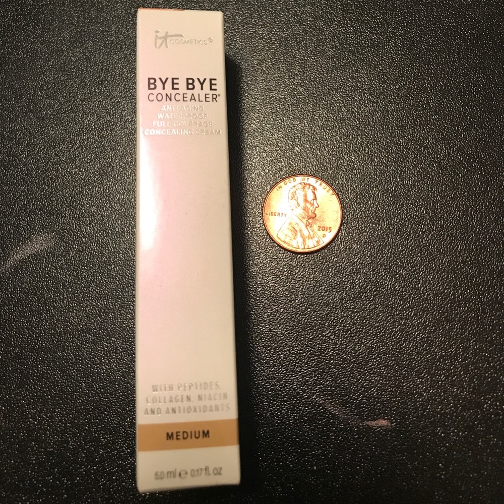 It cosmetics bye bye concealer (great for bundle!