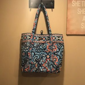 Vera Bradley tote bag