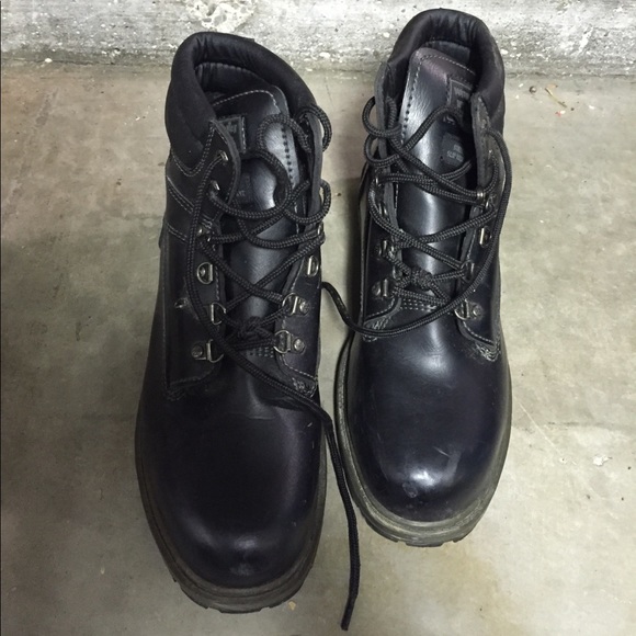 wrangler workwear boots