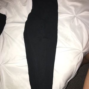 Pink leggings cropped