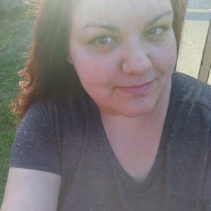 Meet your Posher, Justine