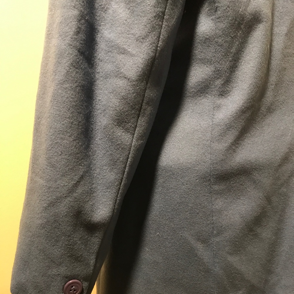 Pretty blazer! - Picture 3 of 4