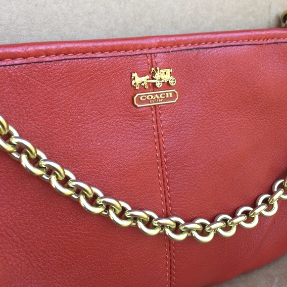 NWT Coach Madison Large Leather Wristlet (48669) - Picture 2 of 8