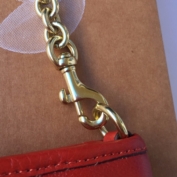 NWT Coach Madison Large Leather Wristlet (48669) - Picture 5 of 8