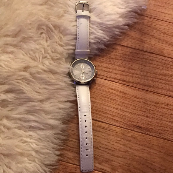 Lacoste Silver Watch Face with White Leather strap - Picture 2 of 5