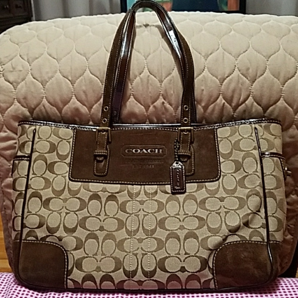 COACH SHOULDER BAG - Picture 1 of 8
