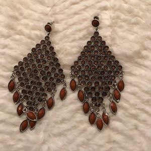 Pair of earrings