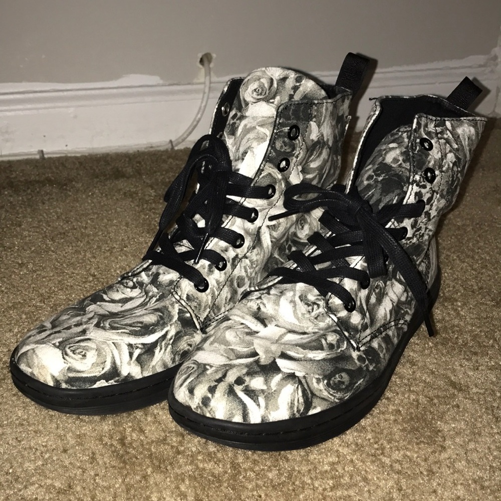 Hackney Dr. Martens!!